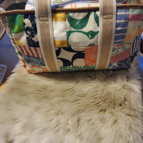 Authentic Coach Patchwork Hampton 10454 VGUC - Picture 8 of 16